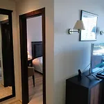 דירה In Royal 5 Pool View סאני ביץ'