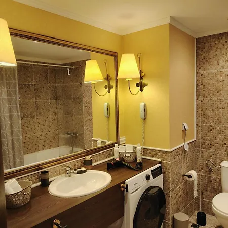 Апартаменты In Royal 5 Pool View *