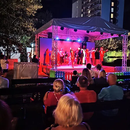 In Royal 5 Pool View Lejlighed *