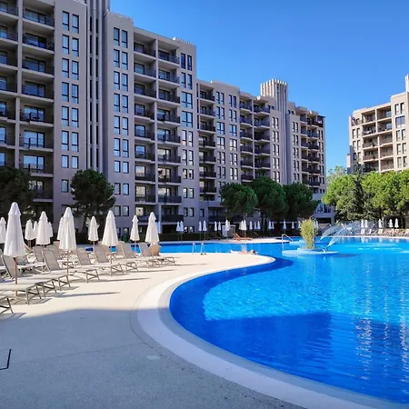 דירה In Royal 5 Pool View סאני ביץ'