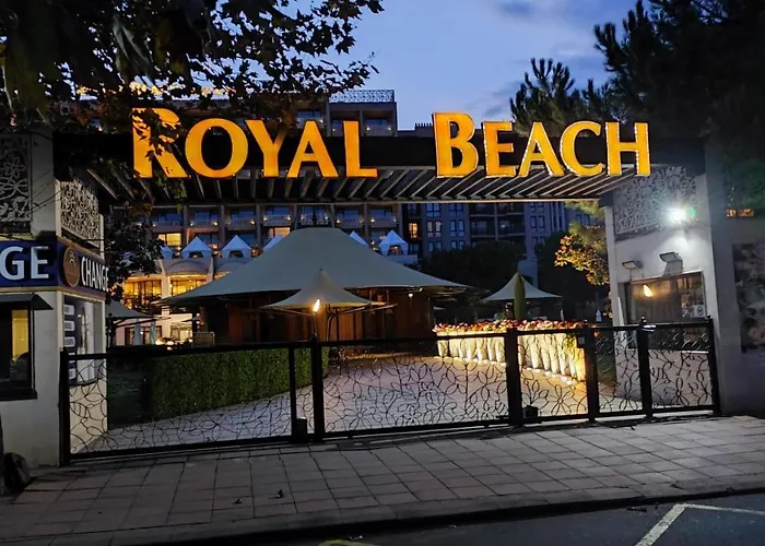 In Royal 5 Pool View Апартамент