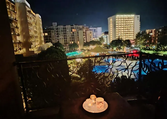 Апартамент In Royal 5 Pool View