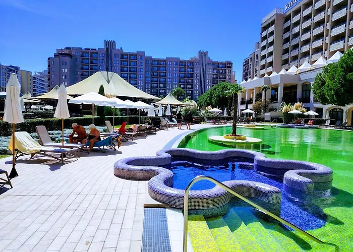 Appartement In Royal 5 Pool View *